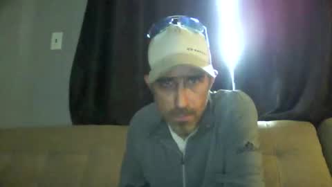 fouraide42 online show from April 11, 8:02 pm