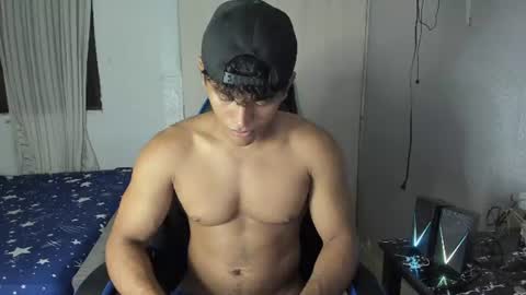 Snapshot of fox_evans chatting on July 21, 5:21 am Fox online show from July 21, 5:21 am