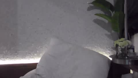 Snapshot of fox_red_lady7 chatting on December 9, 8:12 pm fox_red_lady7 online show from December 9, 8:12 pm