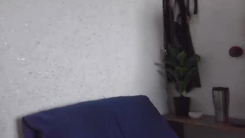 Snapshot of fox_red_lady7 chatting on March 7, 12:56 pm fox_red_lady7 online show from March 7, 12:56 pm