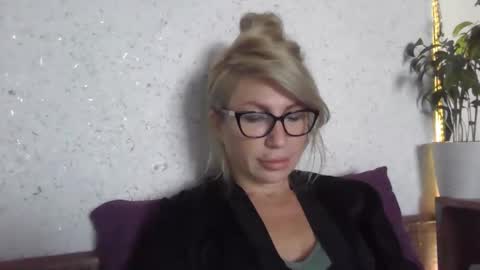 Snapshot of fox_red_lady7 chatting on October 26, 6:41 am fox_red_lady7 online show from October 26, 6:41 am