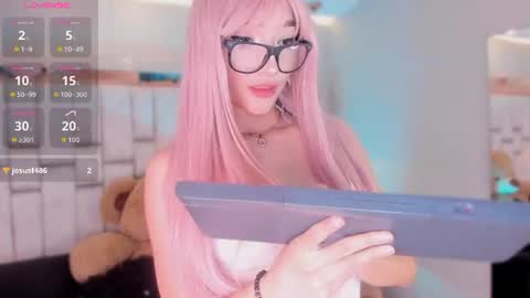 Snapshot of foxxxypink chatting on June 16, 8:00 pm fox with 3 xs online show from June 16, 8:00 pm