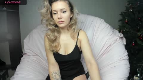 Foxy online show from December 25, 9:13 am