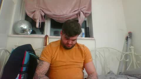 Snapshot of foxy_couple69 chatting on March 11, 10:31 pm The Foxy Couple online show from March 11, 10:31 pm