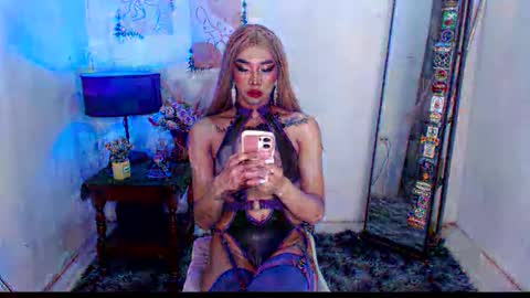 foxy_goddess online show from December 3, 10:02 am