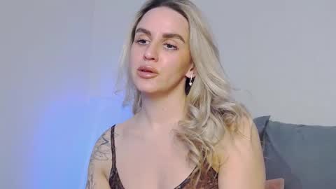 Foxy Kimmi online show from February 28, 7:20 am