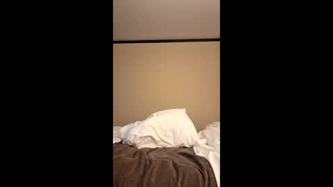 Snapshot of foxyanjel chatting on April 10, 3:39 pm foxyanjel online show from April 10, 3:39 pm
