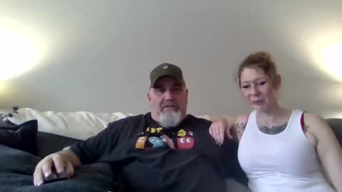 Snapshot of foxyfang chatting on January 10, 7:11 pm foxyfang online show from January 10, 7:11 pm