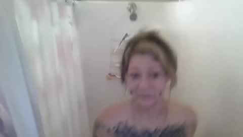 Snapshot of foxyfang chatting on September 26, 1:48 pm foxyfang online show from September 26, 1:48 pm