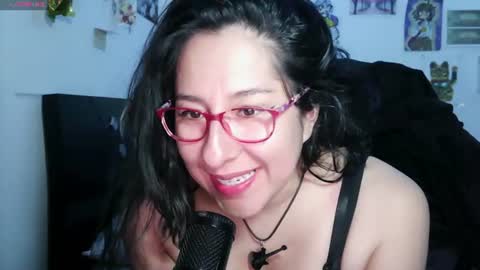 Snapshot of foxymalish chatting on July 11, 12:57 am Malishka online show from July 11, 12:57 am