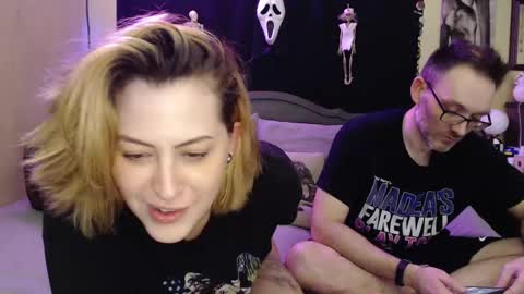 Snapshot of foxymalloryknoxy69 chatting on October 8, 7:50 am Mallory Koxx online show from October 8, 7:50 am