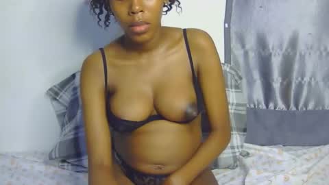 foxypennyy online show from November 5, 4:29 pm