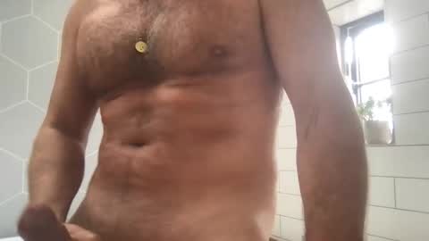 Snapshot of foxysausage chatting on June 5, 2:34 pm foxysausage online show from June 5, 2:34 pm
