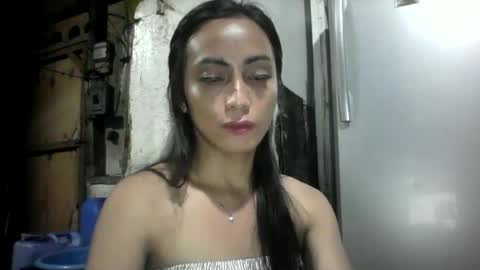 Snapshot of foxytheaxxx chatting on May 31, 2:24 pm Thea online show from May 31, 2:24 pm
