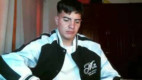 Snapshot of franccesco_699 chatting on December 23, 7:20 pm franccesco_699 online show from December 23, 7:20 pm