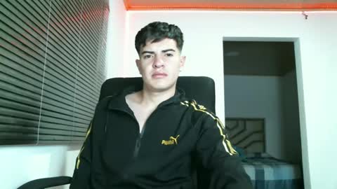 Snapshot of franccesco_699 chatting on January 9, 11:45 pm franccesco_699 online show from January 9, 11:45 pm