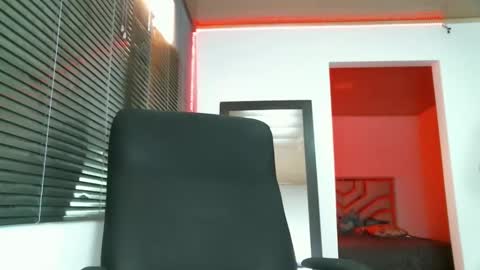 Snapshot of franccesco_699 chatting on February 3, 6:28 pm franccesco_699 online show from February 3, 6:28 pm