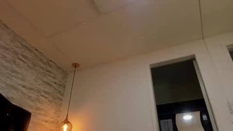 Snapshot of francesca_bbw chatting on February 9, 3:21 am online show from February 9, 3:21 am