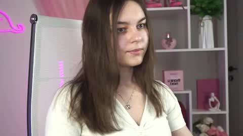 Snapshot of francescacavaliere chatting on April 25, 1:41 pm Francesca online show from April 25, 1:41 pm