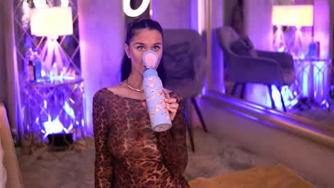 francescadante online show from February 26, 7:07 am