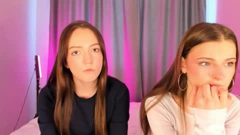 Snapshot of francessmason chatting on February 6, 12:52 pm Marybrown eye Katy gray eye online show from February 6, 12:52 pm