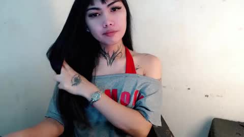 Snapshot of francinexx chatting on April 6, 9:49 pm francine online show from April 6, 9:49 pm