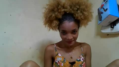 Snapshot of francinoli chatting on May 23, 7:02 am Francinoli online show from May 23, 7:02 am