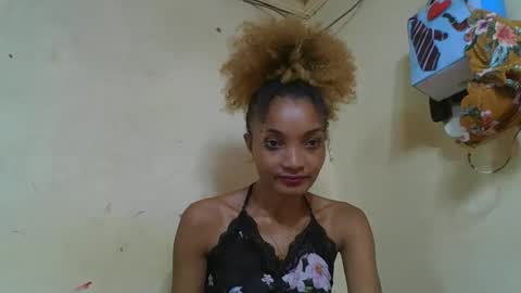 Snapshot of francinoli chatting on May 23, 7:07 pm Francinoli online show from May 23, 7:07 pm
