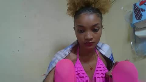 Snapshot of francinoli chatting on May 28, 5:05 am Francinoli online show from May 28, 5:05 am