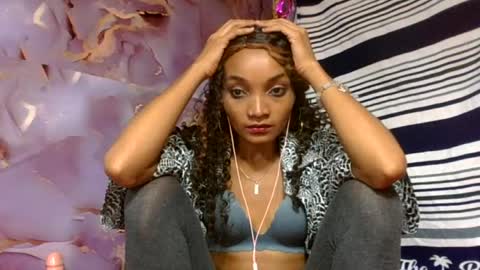 Snapshot of francinoli chatting on June 27, 12:33 pm Francinoli online show from June 27, 12:33 pm