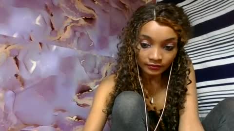 Snapshot of francinoli chatting on June 28, 5:19 pm Francinoli online show from June 28, 5:19 pm