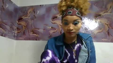 Snapshot of francinoli chatting on August 5, 6:38 am Francinoli online show from August 5, 6:38 am