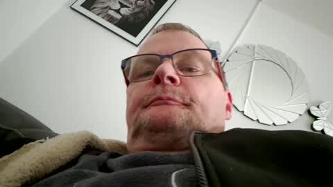 Snapshot of franciscomalin chatting on January 26, 1:36 pm franciscomalin online show from January 26, 1:36 pm