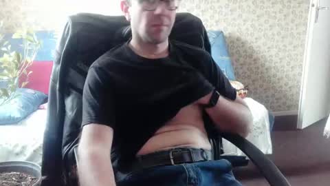 franck143544 online show from February 10, 9:46 am