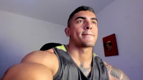 Snapshot of franco_ruiz_ chatting on June 10, 4:06 pm franco online show from June 10, 4:06 pm