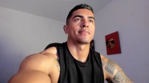 Snapshot of franco_ruiz_ chatting on June 27, 4:34 pm franco online show from June 27, 4:34 pm