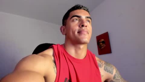 Snapshot of franco_ruiz_ chatting on July 11, 3:20 am franco online show from July 11, 3:20 am