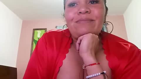 Snapshot of francy_froz chatting on December 21, 3:03 am francy froz online show from December 21, 3:03 am