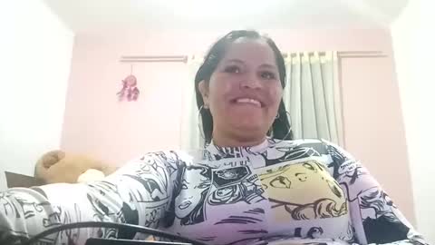 Snapshot of francy_froz chatting on March 4, 12:39 am francy froz online show from March 4, 12:39 am