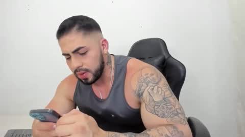 frank_foxx1 online show from March 31, 3:52 am