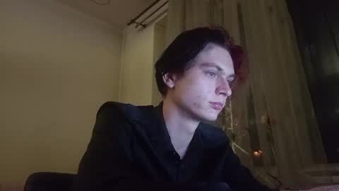 Snapshot of frank_josee chatting on June 10, 9:14 pm Frank online show from June 10, 9:14 pm