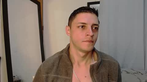 Snapshot of frank_millers chatting on February 11, 2:16 am Frank online show from February 11, 2:16 am