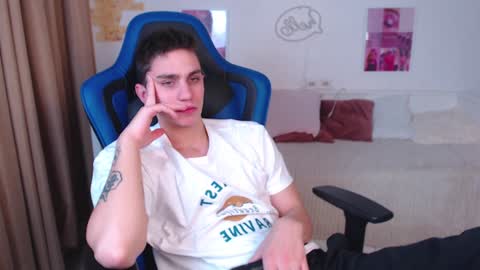 Frank online show from December 8, 9:35 am