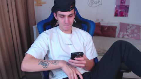 Frank online show from December 13, 3:27 am