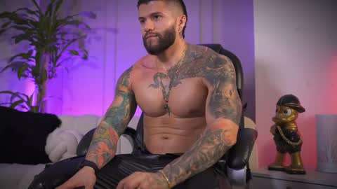 Frank Farrell. Hey remember to give me a thumbs up Ty online show from April 1, 9:23 pm