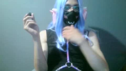 Frankie online show from January 10, 2:35 am