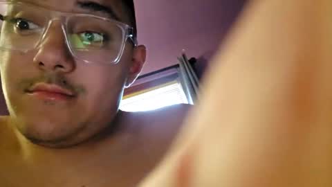 Snapshot of frankiepich13 chatting on November 9, 7:23 pm frankiepich13 online show from November 9, 7:23 pm