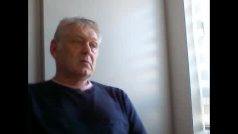 Snapshot of frannkboy61 chatting on April 22, 4:08 pm frannkboy61 online show from April 22, 4:08 pm