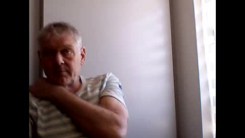 Snapshot of frannkboy61 chatting on May 8, 11:04 am frannkboy61 online show from May 8, 11:04 am