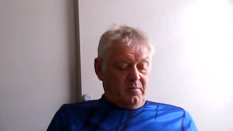 frannkboy61 online show from July 22, 10:18 am